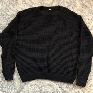 Lululemon black sweater size L